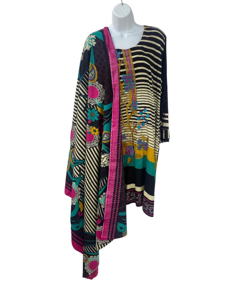 Black Color Stripped Dailywear Kurti With Designer Dupatta.