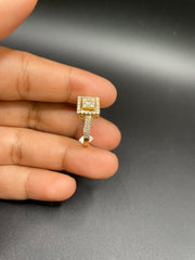 18Kt gold and diamond ring