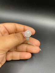 18KT gold ring with diamonds