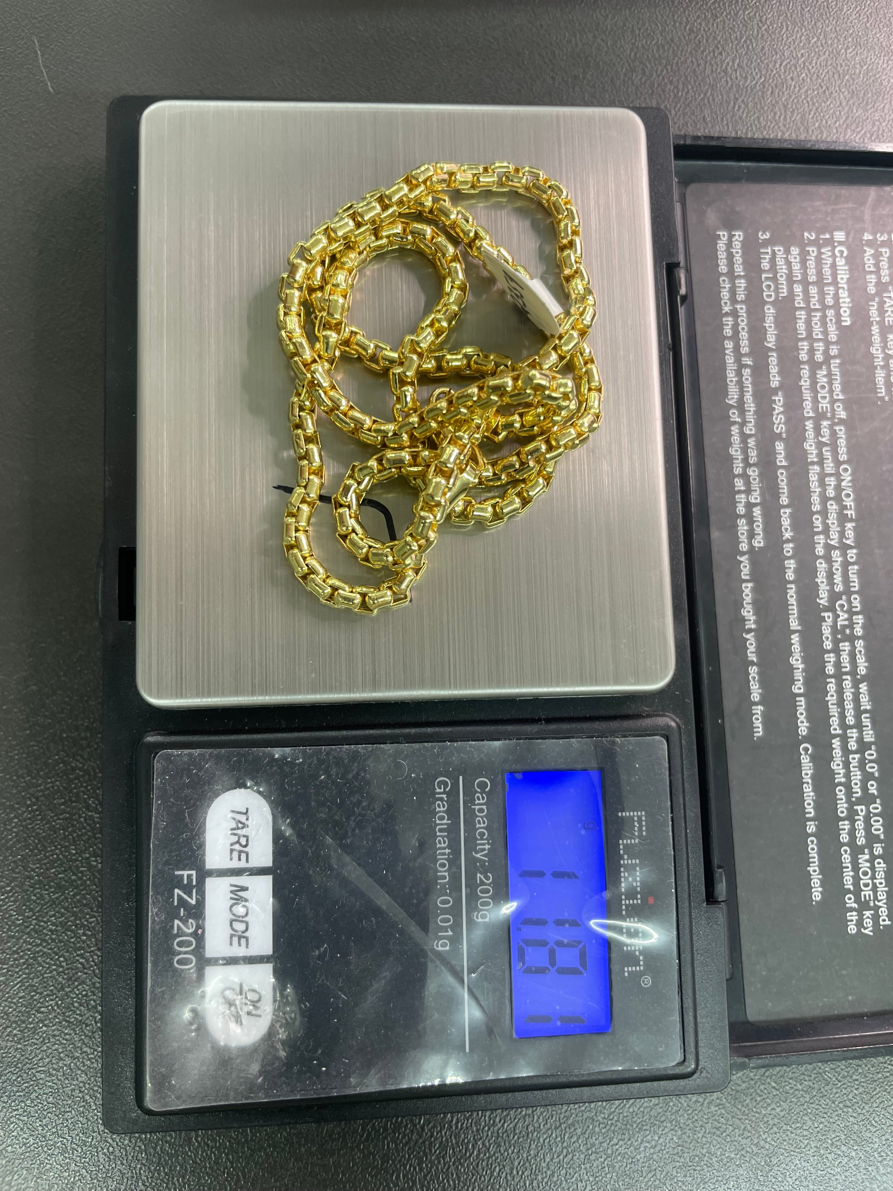 10KT gold Cuban chain 20inch length 3mm length