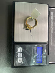 18kt gold ring with diamonds
