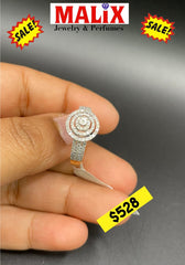 18KT gold ring with diamonds