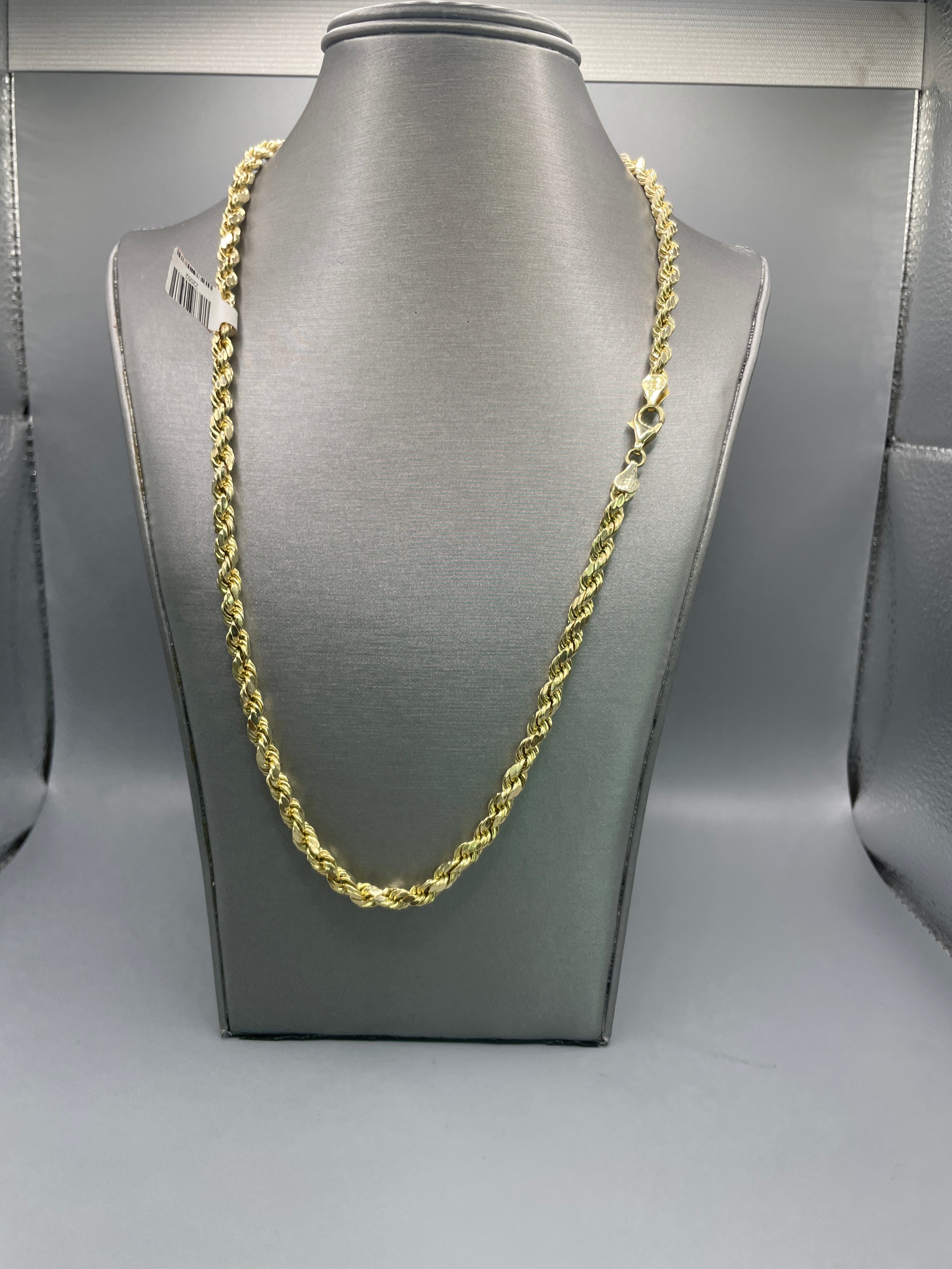 10kt Real gold rope chain 22 inches