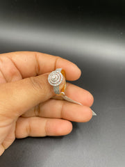 18KT gold ring with diamonds