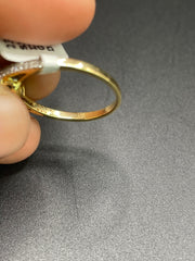 18Kt gold ring with diamonds