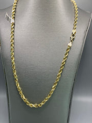 10kt Real gold rope chain 22 inches